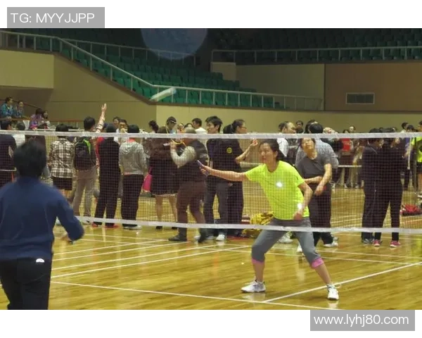 深圳羽毛球队阵地战分析：胜负背后的战术与团队协作探讨